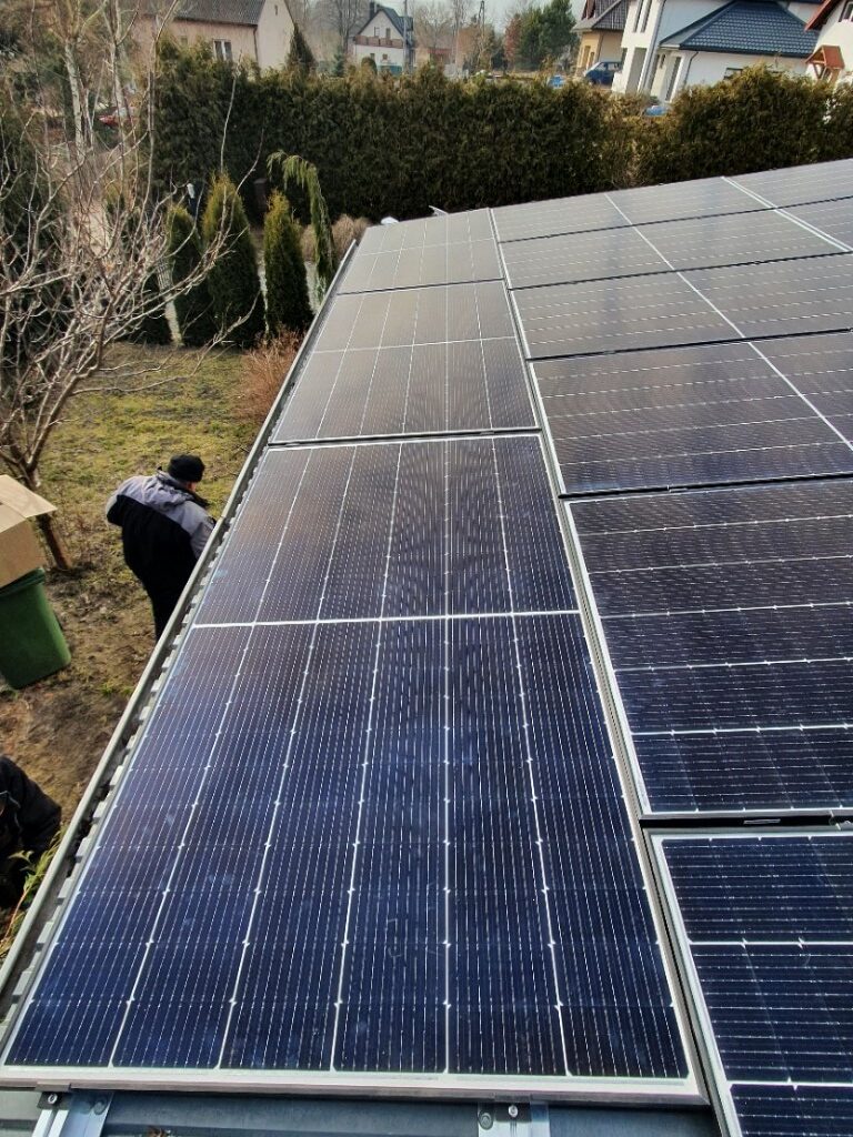 Instalacja fotowoltaiczna na dachu