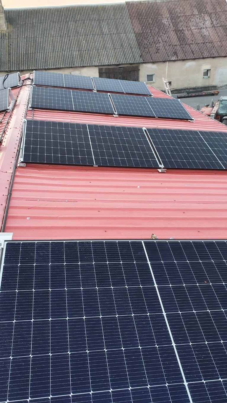 Instalacja fotowoltaiczna na dachu