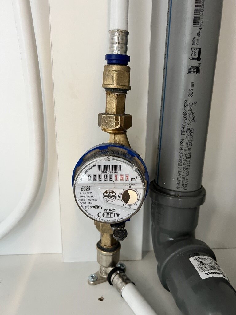 Wodomierz instalacji hydraulicznej